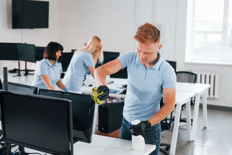 Multi-purpose Way To Cleaning Your Office, Desk And Floor | Busy Bee Cleaners Melbourne